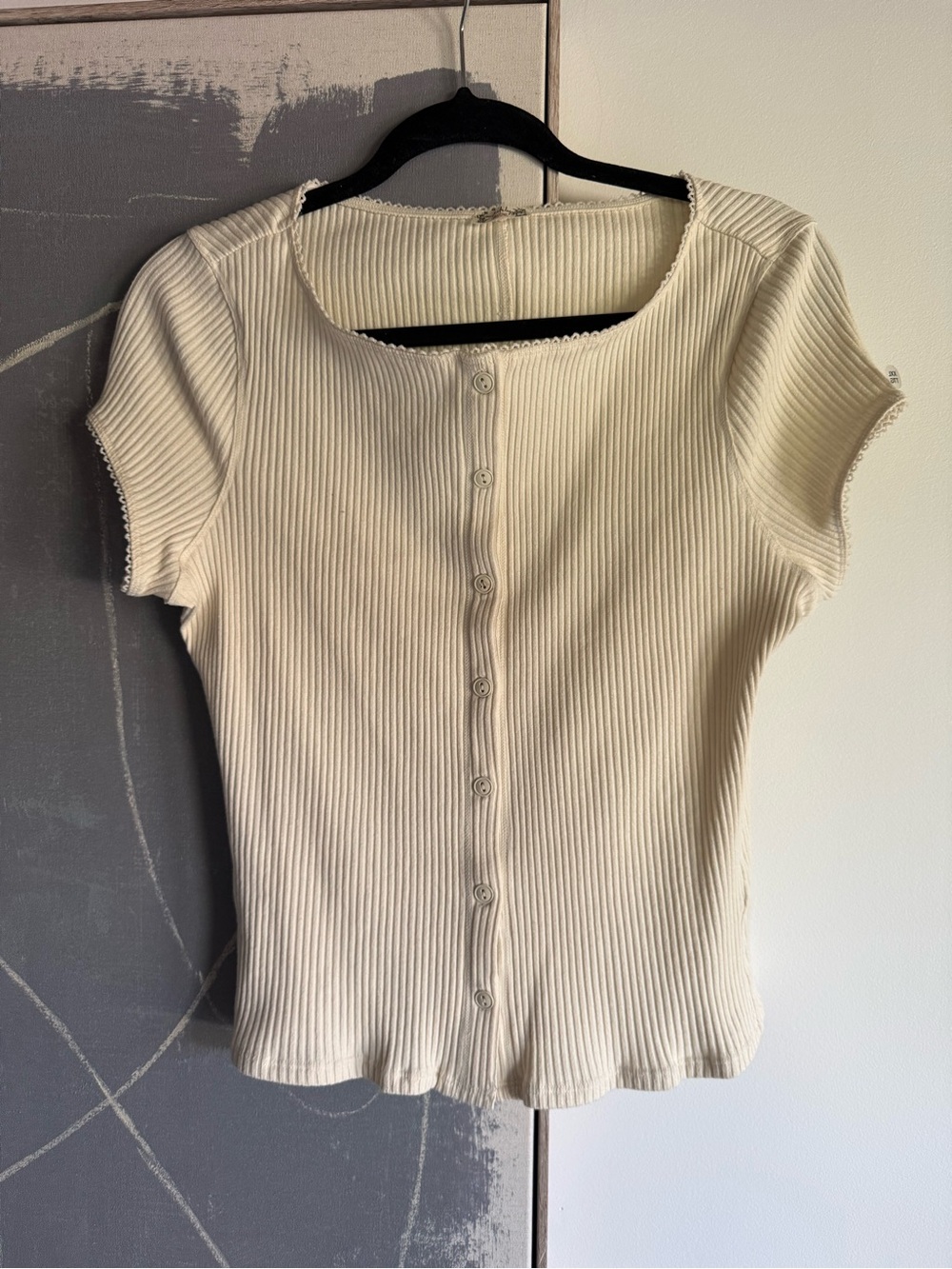 Cap-Sleeve Ribbed Button-Down Top in Light Beige - Picture 2 of 2